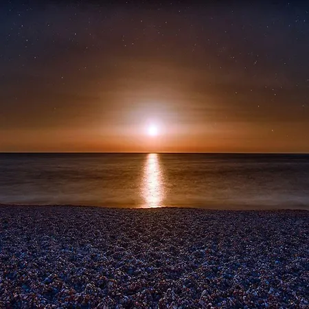 ホテル Mojito ラクハニア