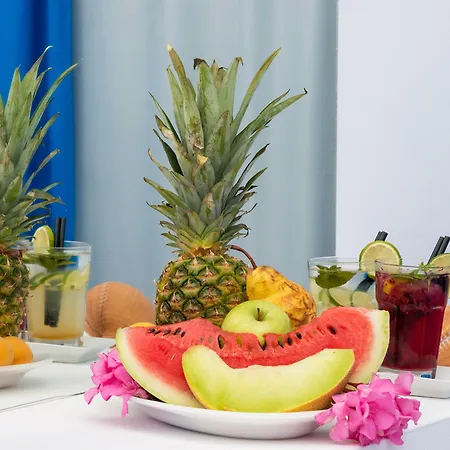 ホテル Mojito ラクハニア